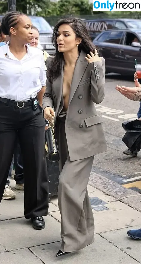 Rachel Zegler nude photo #2085 (rachelzegler / rachmariexoxo)