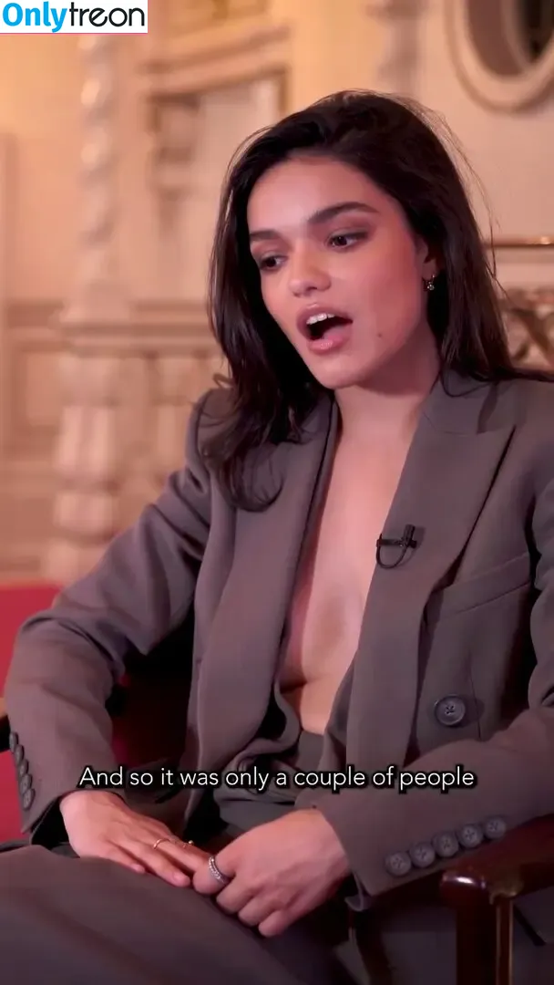 Rachel Zegler nude photo #2118 (rachelzegler / rachmariexoxo)