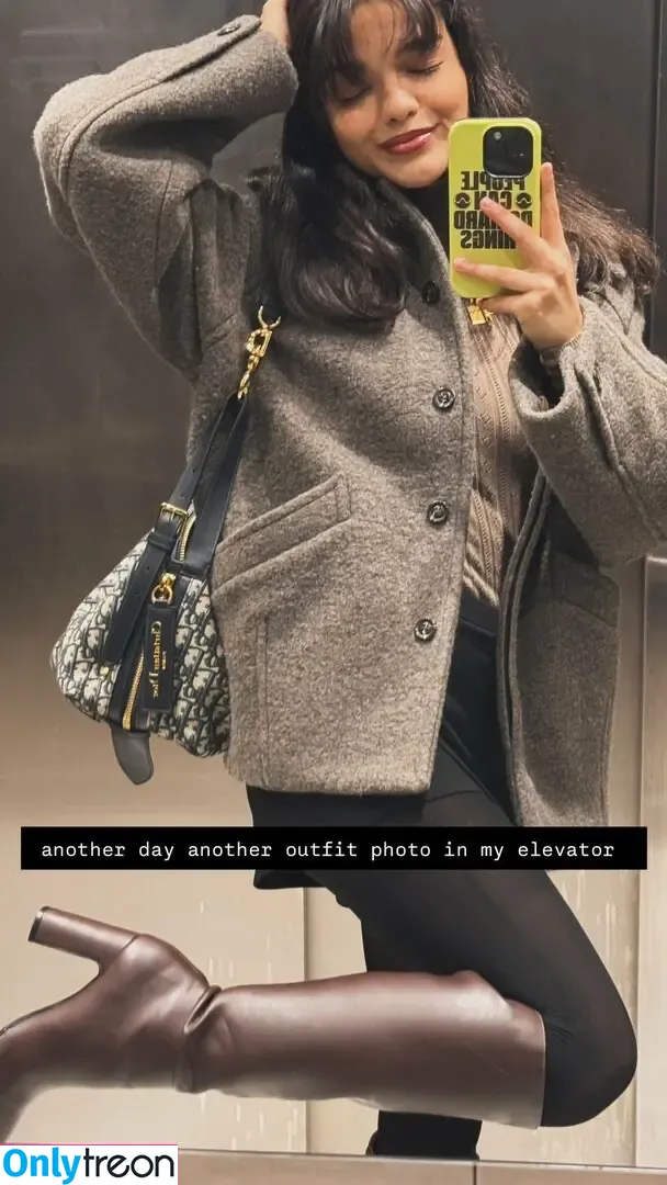 Rachel Zegler nude photo #2119 (rachelzegler / rachmariexoxo)