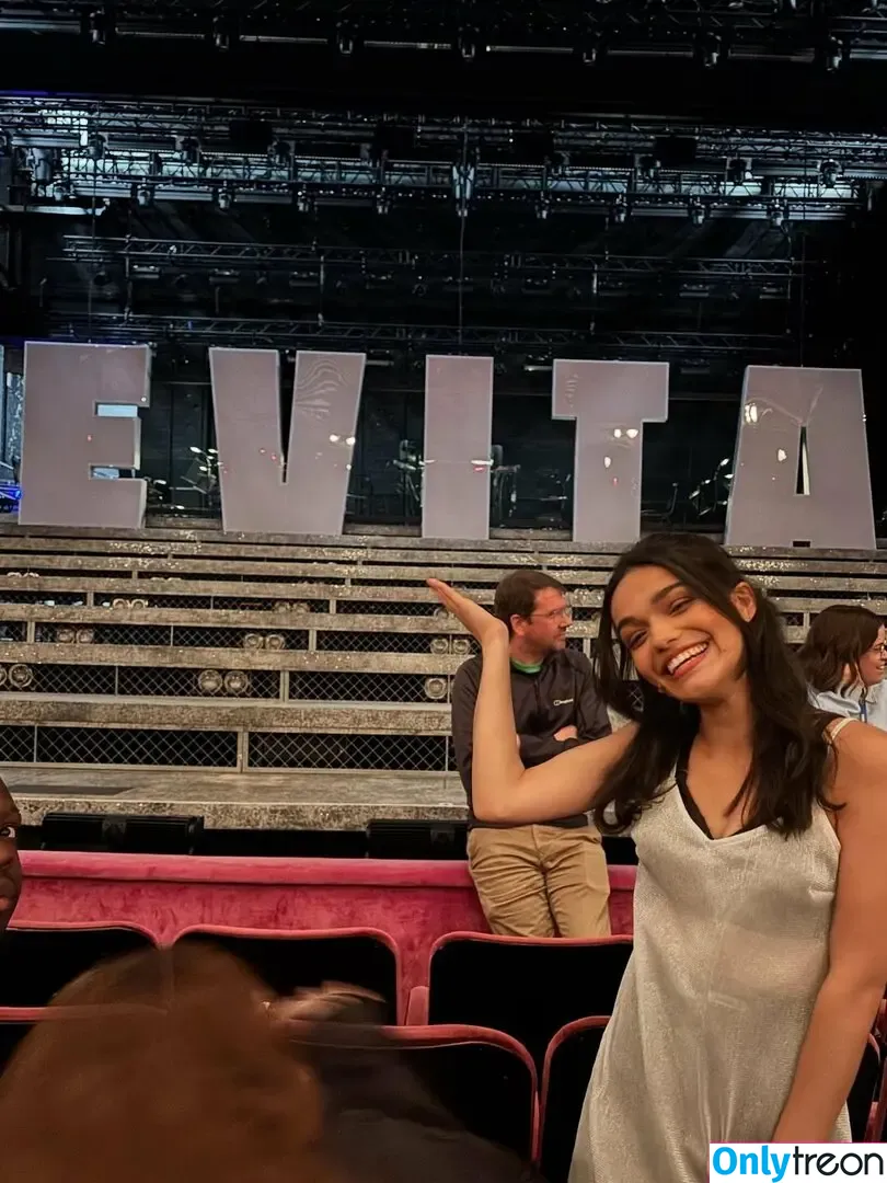 Rachel Zegler nude photo #2121 (rachelzegler / rachmariexoxo)