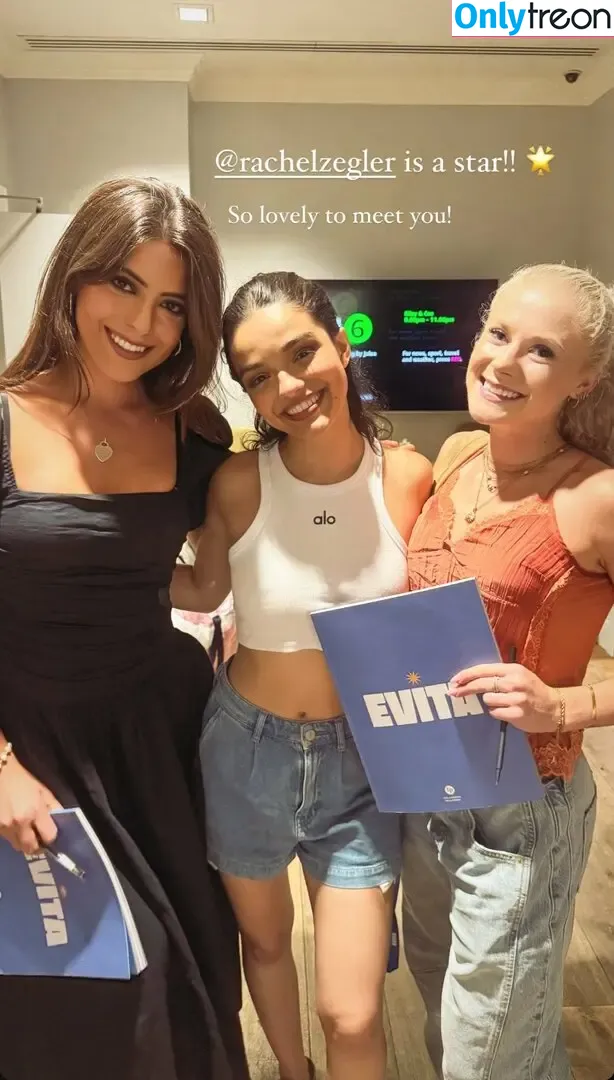 Rachel Zegler nude photo #2124 (rachelzegler / rachmariexoxo)