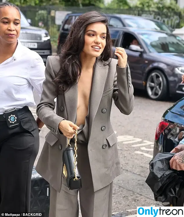 Rachel Zegler nude photo #2127 (rachelzegler / rachmariexoxo)