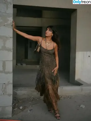 Radhika Seth / radhikasethh nude photo #0113