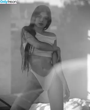 Raducu Mihaela / raducumihaela / raducumihaela__ nude photo #0080
