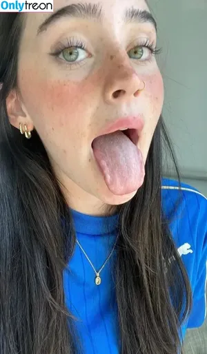 Rae Cambra / raecambra nude photo #0049