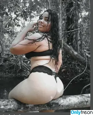 Rafaela Ulianes / rafaelaulianes / rafaellaunique nude photo #0001