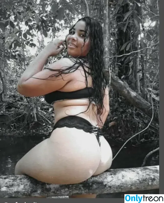 Rafaela Ulianes nude photo #0001 (rafaelaulianes / rafaellaunique)