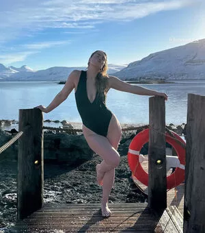 Ragga Ragnars / RagnheiÃ°ur RagnarsdÃ³ttir / raggaragnars / ragnarzdrapa nude photo #0090