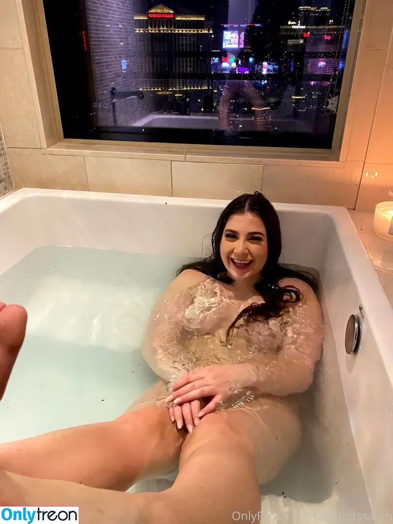 rahrahitssarah голая photo #0007 (rawrawitssarah)