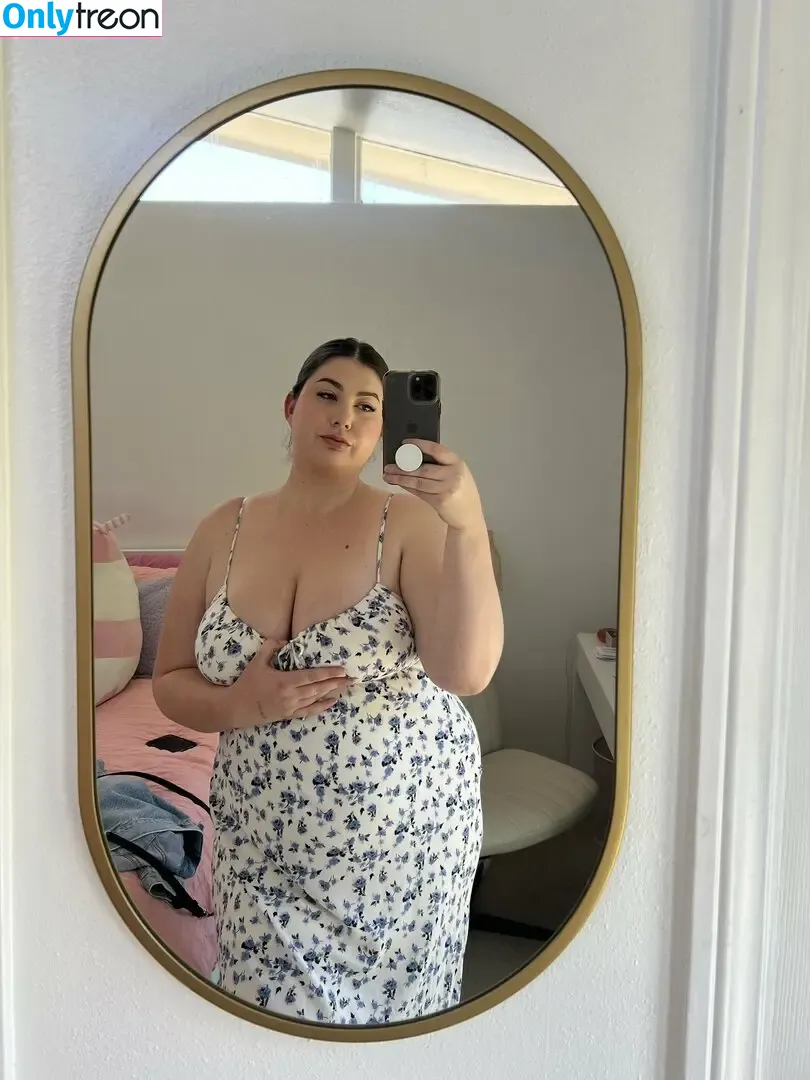 rahrahitssarah nude photo #0232 (rawrawitssarah)