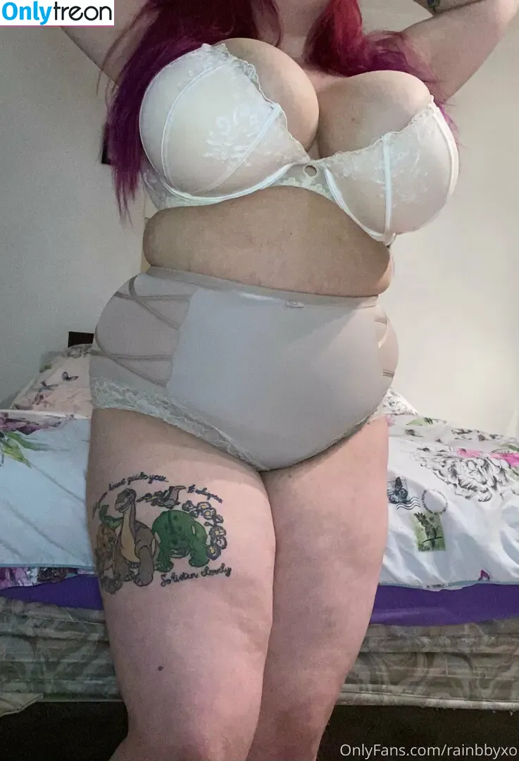 rainbbyxo nude photo #0002 (rybabyxo)