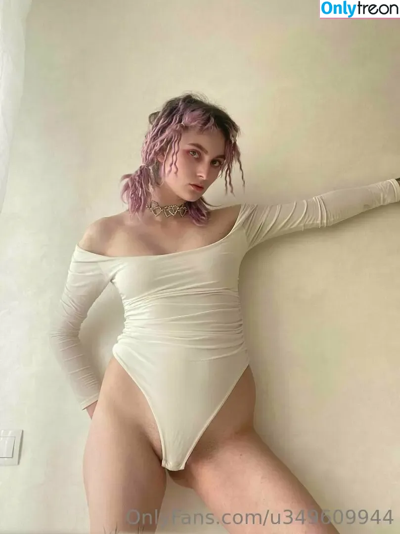 rainbowelsa nude photo #0043 (rainbowlelas)