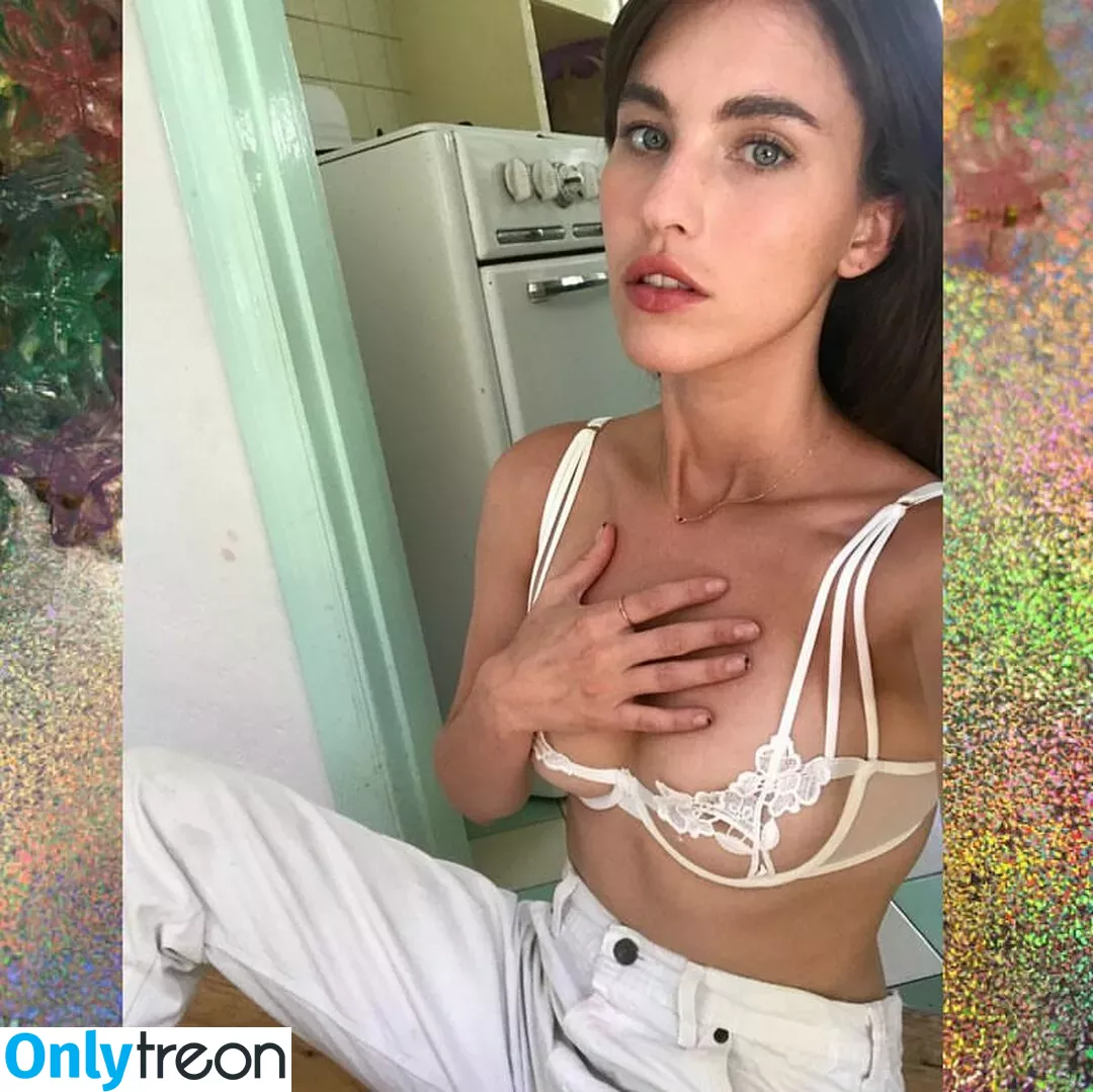 Rainey Qualley голая photo #0061 (Rainsford)