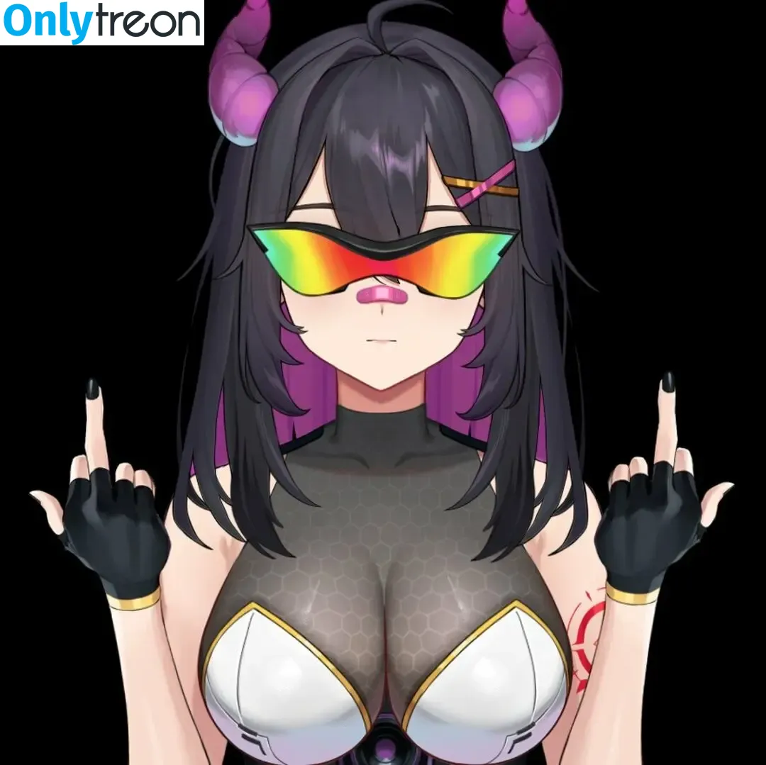 Rainhoe nude photo #0003 (RainhoeVT)
