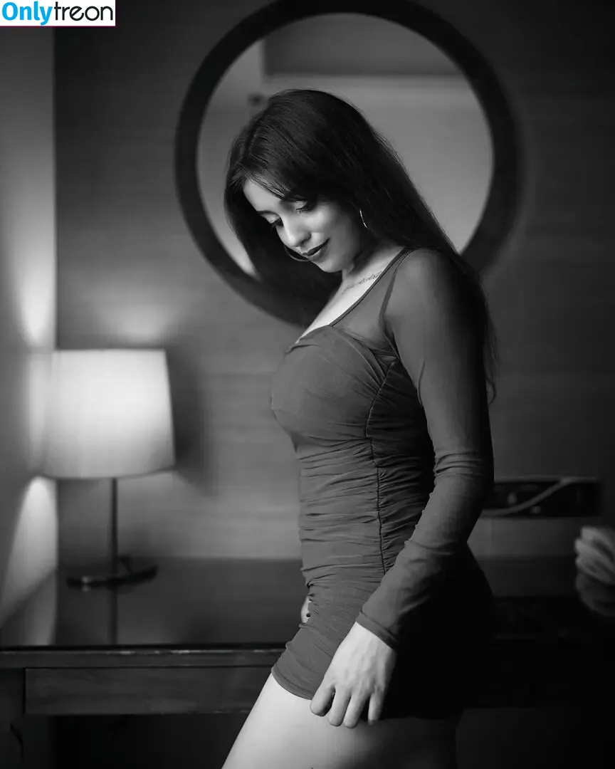 Rajasree nude photo #0002 (rajahraee / sreeeeeeee.__)