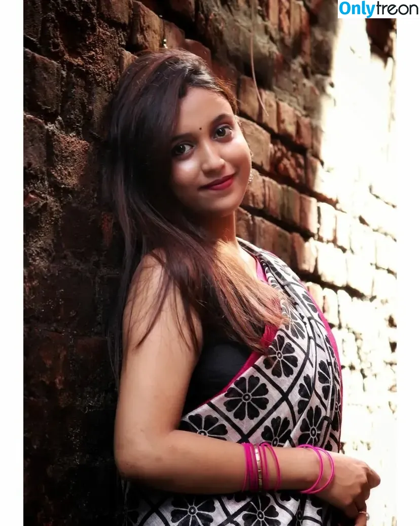 Rajasree nude photo #0037 (rajahraee / sreeeeeeee.__)
