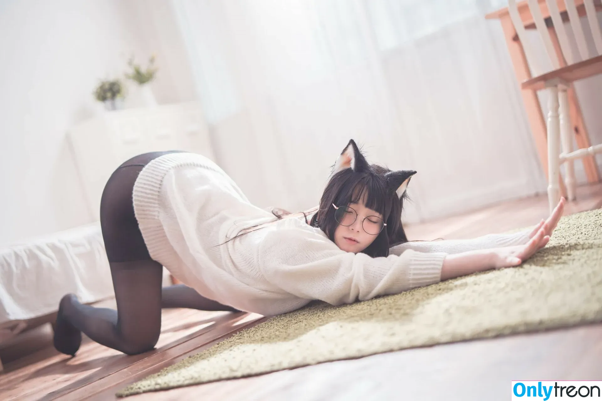 落落Raku nude photo #0002 (raku66666 / rakuraku166)