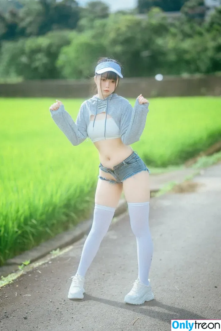 落落Raku nude photo #0029 (raku66666 / rakuraku166)