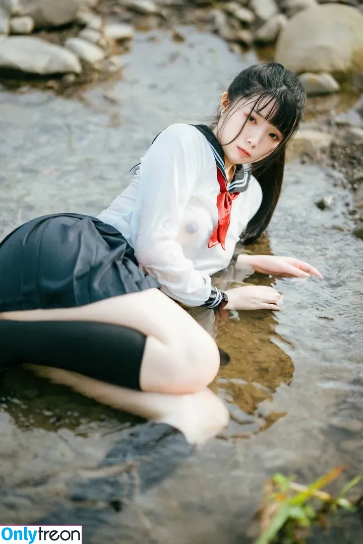 落落Raku nude photo #0030 (raku66666 / rakuraku166)