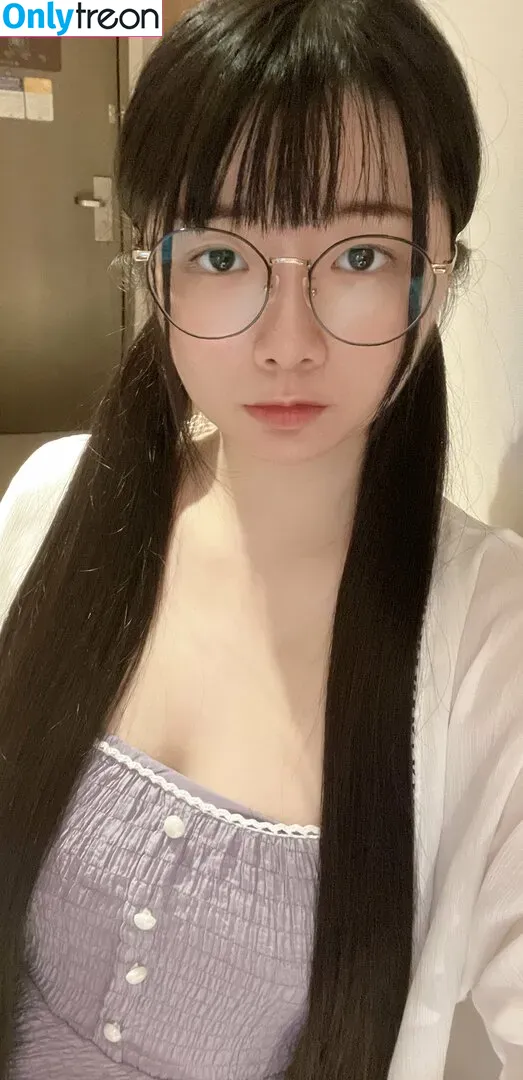 落落Raku nude photo #0044 (raku66666 / rakuraku166)