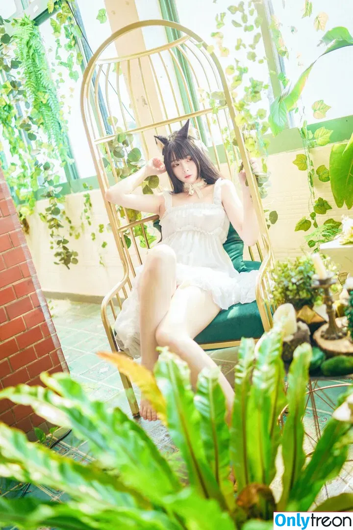 落落Raku nude photo #0070 (raku66666 / rakuraku166)