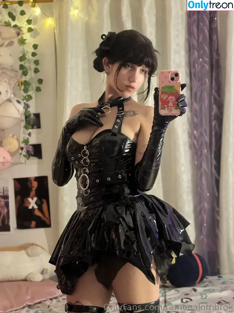 ramonalothbrok nude photo #0064 (girlwithdragontat)