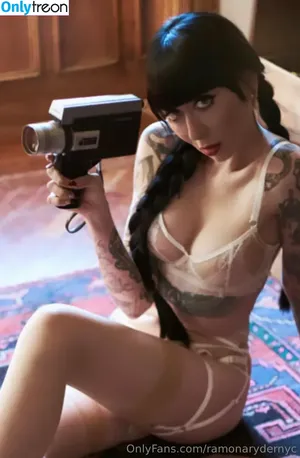 ramonarydernyc / mistressramonanyc nude photo #0012