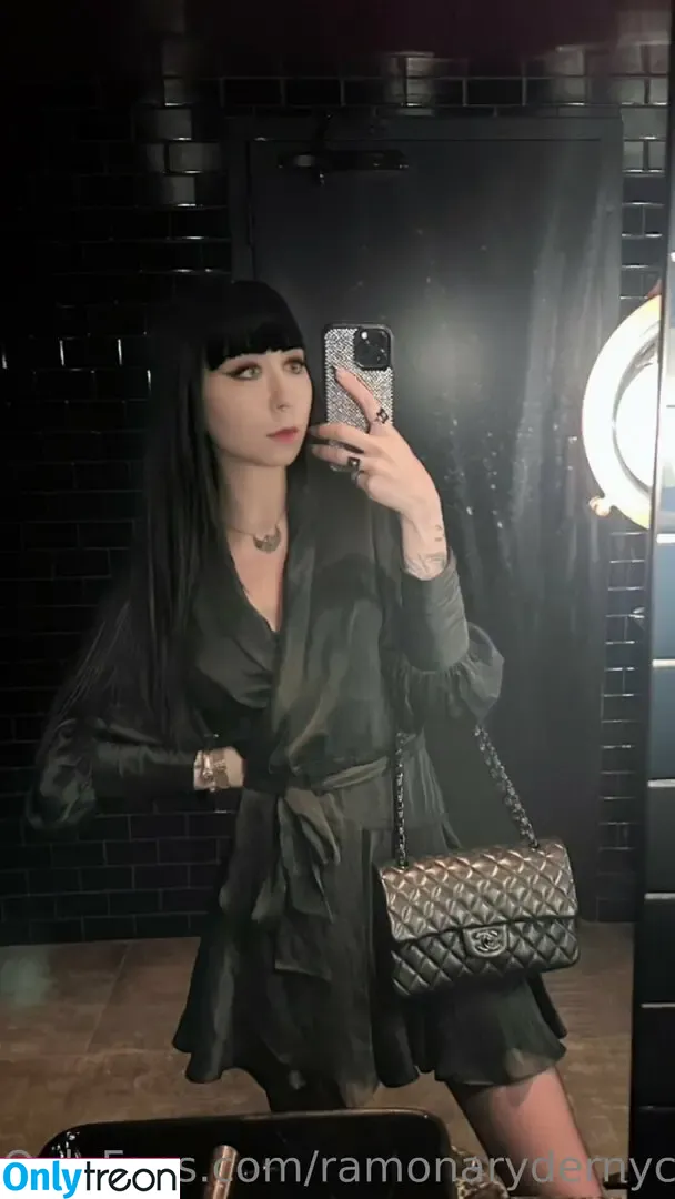 ramonarydernyc nude photo #0045 (mistressramonanyc)