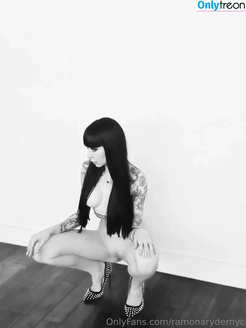 ramonarydernyc nude photo #0064 (mistressramonanyc)