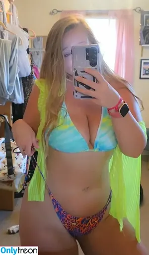 randifbabyy / Randiieee / reel nude photo #0224