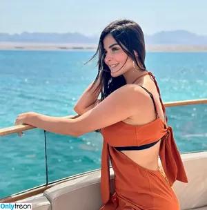 Rania Mansour / raniamansourofficial nude photo #0032