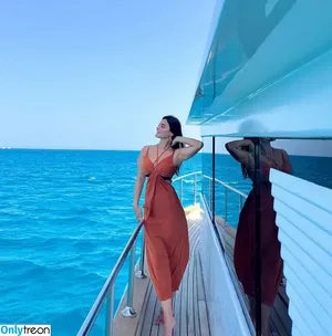 Rania Mansour / raniamansourofficial nude photo #0034