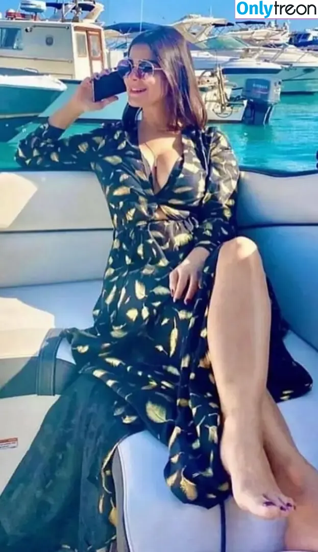 Rania Mansour nude photo #0067 (raniamansourofficial)