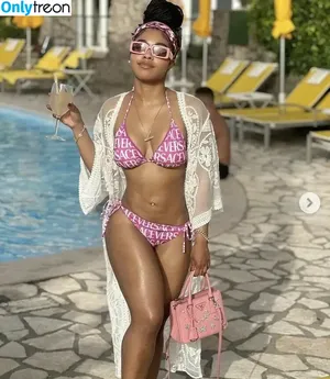 Rappers Daughters / reignyates nude photo #0024