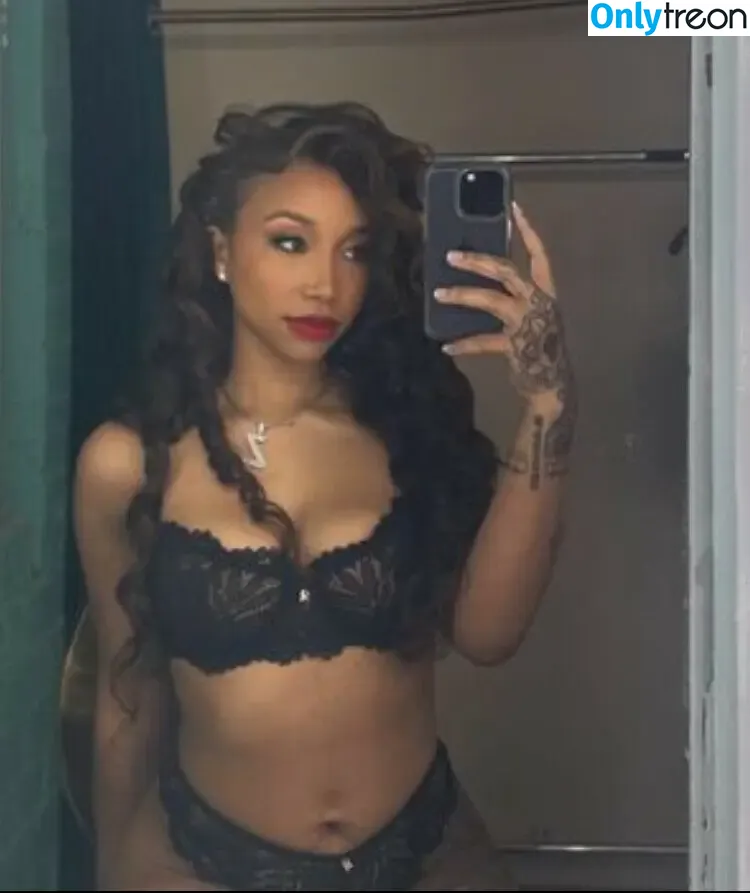 Rappers Daughters nude photo #0069 (reignyates)