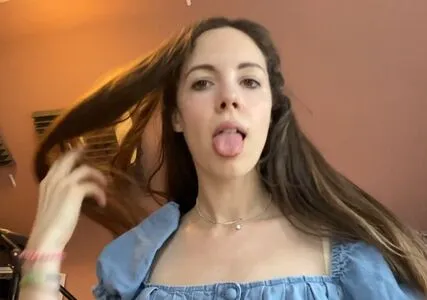 Rapunzel ASMR / rapunzel1333 / rapunzelsasmr nude photo #0009