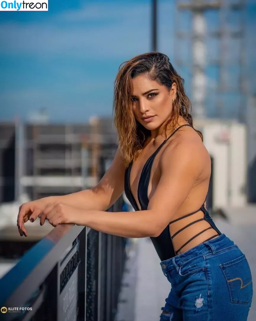 Raquel Rodriguez голая photo #0031 (WWE / drkheartless_error / raquelwwe)