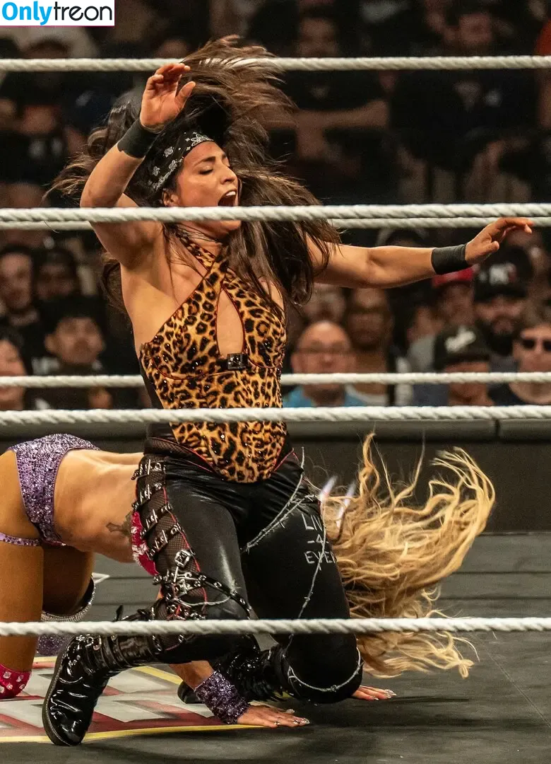 Raquel Rodriguez nude photo #0423 (WWE / drkheartless_error / raquelwwe)