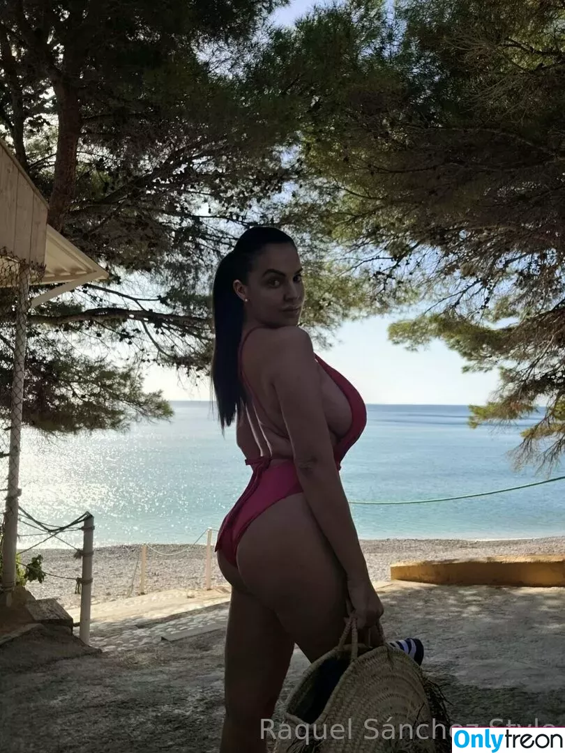 Raquel Sanchez nude photo #0079 ( / Raquelsanchezstyle)