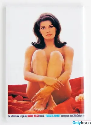 Raquel Welch / therealraquelwelch nude photo #0155