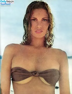 Raquel Welch / therealraquelwelch nude photo #0165