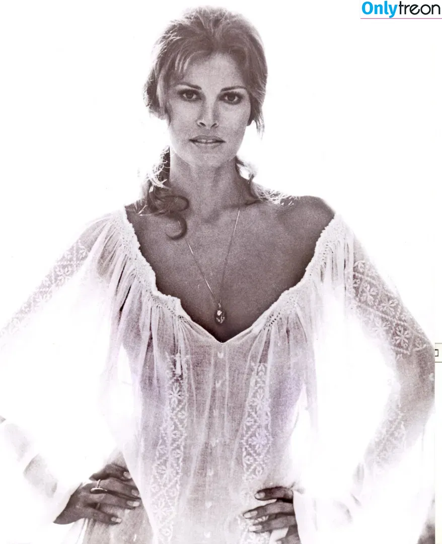 Raquel Welch голая photo #0040 (therealraquelwelch)