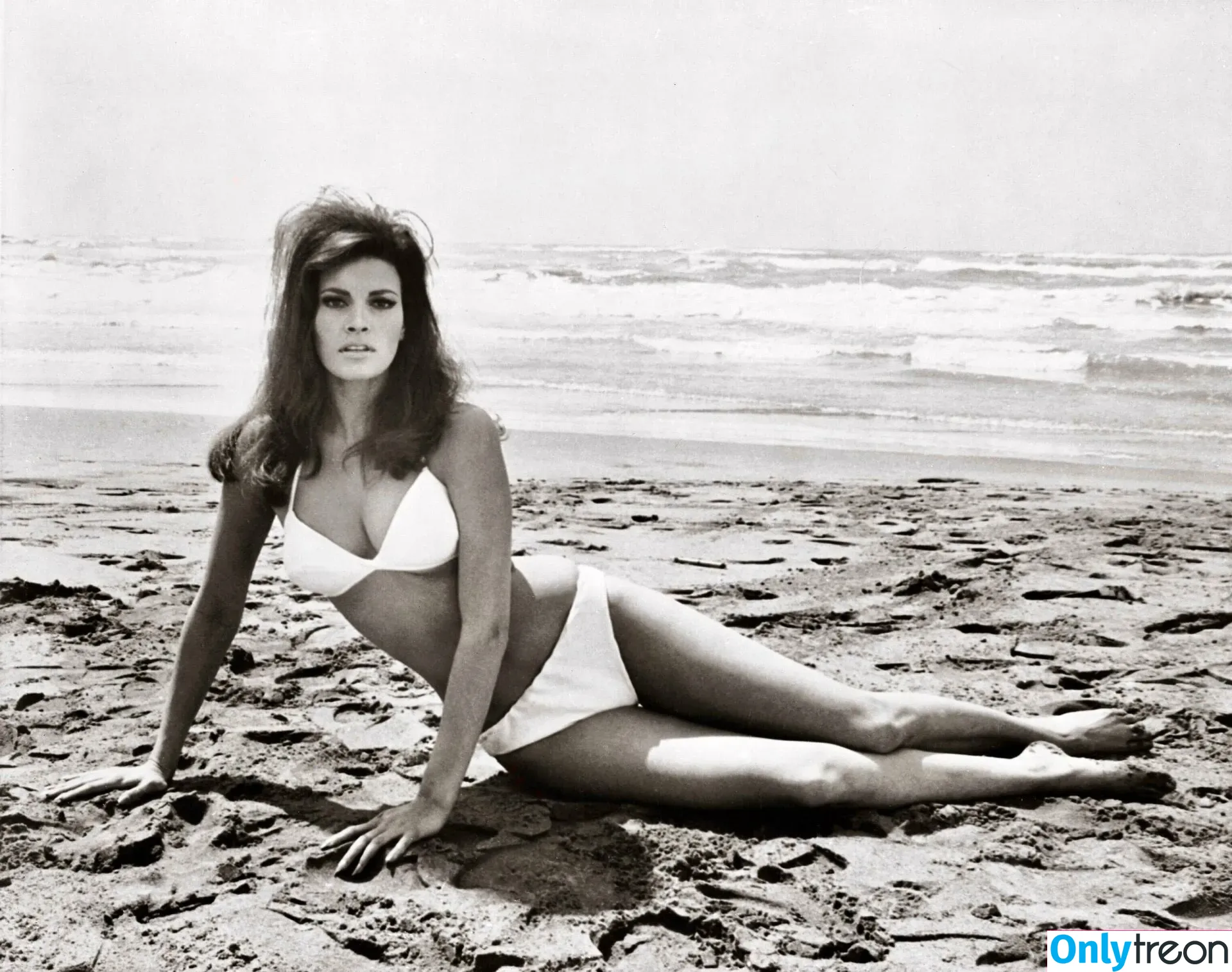 Raquel Welch голая photo #0095 (therealraquelwelch)