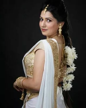 Rasha Kirmani / Rasha_Kirmani фото голая #0102