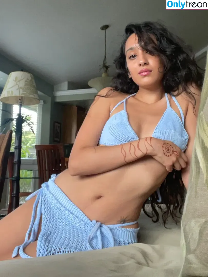 Raveena nude photo #0082 (raveena_aurora / raveenaravish)
