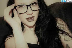 ravenreigns / Freckles18 nude photo #0005