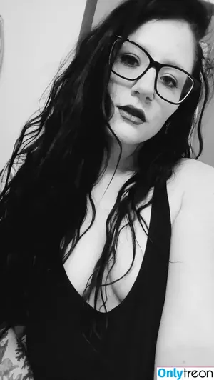 ravenreigns / Freckles18 nude photo #0014