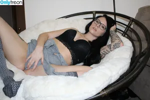 ravenreigns / Freckles18 nude photo #0026