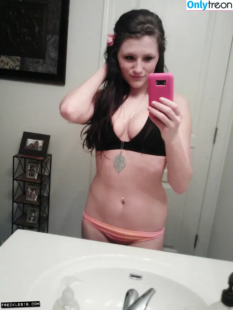 ravenreigns nude photo #0077 (Freckles18)