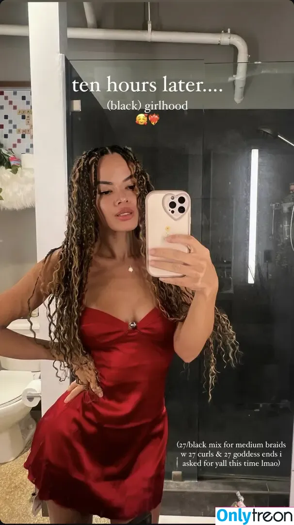 rawrbekah nude photo #0012 (soy rk / xjuicysocks)